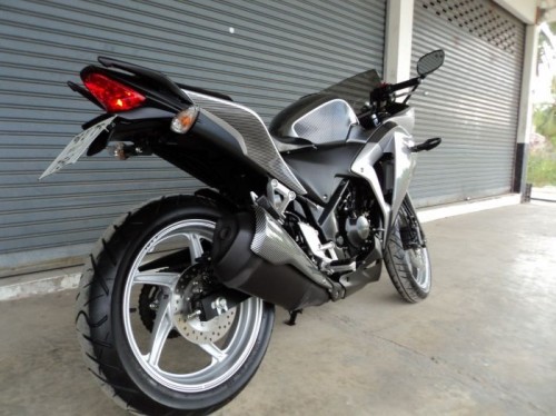 Honda-CBR250R